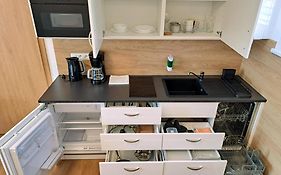 6Bits Apartments